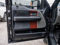 Used 2005  Ford F-150 4WD Supercrew Lariat at A Motors Sales & Finance near San Antonio&comma; TX