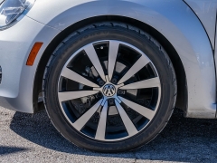 Used 2013  Volkswagen Beetle 2d Convertible 2&period;5L at A Motors Sales & Finance near San Antonio&comma; TX