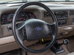 Used 2004  Ford Super Duty F-250 2WD Crew Cab XL at A Motors Sales & Finance near San Antonio, TX