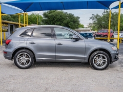 Used 2016  Audi Q5 4d SUV 2&period;0T Premium&plus; at A Motors Sales & Finance near San Antonio&comma; TX