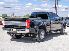 Used 2018  Ford Super Duty F-350 4WD Crew Cab Lariat DRW Longbed at A Motors Sales & Finance near San Antonio&comma; TX