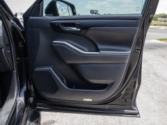 Used 2020  Toyota Highlander 4d SUV FWD XLE at A Motors Sales & Finance near San Antonio&comma; TX