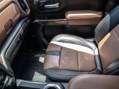 Used 2022  Chevrolet Silverado 2500HD 4WD Crew Cab 159" High Country Dsl at A Motors Sales & Finance near San Antonio&comma; TX