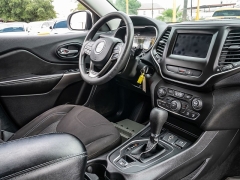 Used 2021  Jeep Cherokee Latitude FWD at A Motors Sales & Finance near San Antonio&comma; TX
