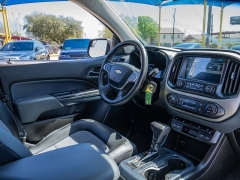 Used 2015  Chevrolet Colorado 2WD Crew Cab Z71 at A Motors Sales & Finance near San Antonio&comma; TX