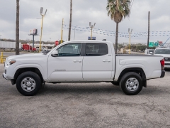 Used 2020  Toyota Tacoma 2WD Double Cab SR5 at A Motors Sales & Finance near San Antonio&comma; TX