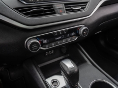 Used 2019  Nissan Altima 4d Sedan FWD 2&period;5L SV at A Motors Sales & Finance near San Antonio&comma; TX