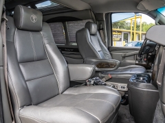 Used 2017  Chevrolet Express Van 2500 Van at A Motors Sales & Finance near San Antonio&comma; TX