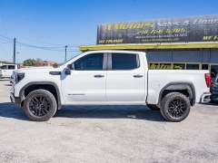 Used 2023  GMC Sierra 1500 2WD Crew Cab 147" Pro at A Motors Sales & Finance near San Antonio&comma; TX