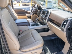 Used 2018  Ford F-150 2WD SuperCrew Lariat 5 1&sol;2 at A Motors Sales & Finance near San Antonio&comma; TX