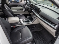 Used 2022  Kia Carnival LX Seat Package FWD at A Motors Sales & Finance near San Antonio, TX