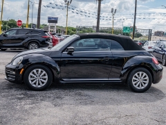 Used 2019  Volkswagen Beetle 2d Convertible 2&period;0T S at A Motors Sales & Finance near San Antonio&comma; TX