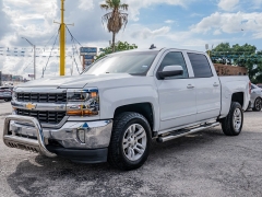 Used 2018  Chevrolet Silverado 1500 2WD Crew Cab LT at A Motors Sales & Finance near San Antonio&comma; TX