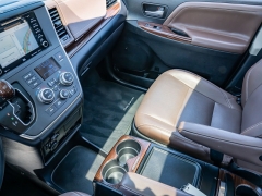 Used 2020  Toyota Sienna 4d Wagon FWD Limited Premium 7-Passenger at A Motors Sales & Finance near San Antonio&comma; TX