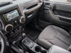 Used 2018  Jeep Wrangler JK Unlimited 4d SUV 4WD Sport Golden Eagle at A Motors Sales & Finance near San Antonio&comma; TX