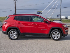 Used 2018  Jeep Compass 4d SUV FWD Latitude at A Motors Sales & Finance near San Antonio, TX