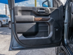 Used 2020  GMC Sierra 2500 4WD Crew Cab Denali Dsl at A Motors Sales & Finance near San Antonio&comma; TX