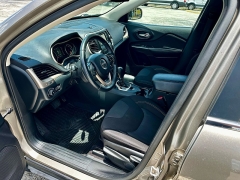 Used 2016 Jeep Cherokee 4d SUV FWD Latitude V6 at A Motors Sales & Finance near San Antonio, TX