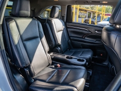 Used 2015 Toyota Highlander 4d SUV AWD Limited Platinum at A Motors Sales & Finance near San Antonio, TX