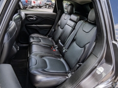 Used 2016  Jeep Cherokee 4d SUV 4WD Limited V6 at A Motors Sales & Finance near San Antonio&comma; TX