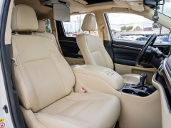 Used 2014  Toyota Highlander 4d SUV FWD Limited at A Motors Sales & Finance near San Antonio&comma; TX