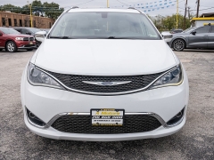 Used 2020  Chrysler Pacifica 4d Wagon Limited at A Motors Sales & Finance near San Antonio, TX