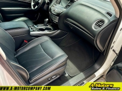 Used 2019 INFINITI QX60 4d SUV FWD LUXE at A Motors Sales & Finance near San Antonio, TX