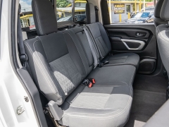 Used 2017  Nissan Titan 4WD Crew Cab SV at A Motors Sales & Finance near San Antonio&comma; TX
