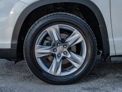 Used 2015 Toyota Highlander 4d SUV AWD Limited Platinum at A Motors Sales & Finance near San Antonio, TX