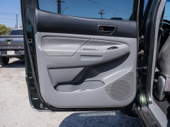 Used 2014  Toyota Tacoma 2WD Double Cab PreRunner V6 Short Bed at A Motors Sales & Finance near San Antonio&comma; TX