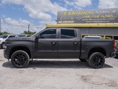 Used 2019  Chevrolet Silverado 1500 2WD Crew Cab LT at A Motors Sales & Finance near San Antonio&comma; TX