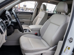 Used 2019  Volkswagen Atlas 4d SUV 3&period;6L SE Technology R-Line 4motion at A Motors Sales & Finance near San Antonio&comma; TX