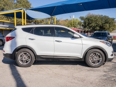 Used 2017  Hyundai Santa Fe Sport 4d SUV FWD 2.4L at A Motors Sales & Finance near San Antonio, TX