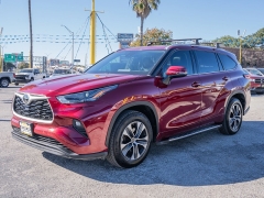 Used 2022  Toyota Highlander XLE FWD at A Motors Sales & Finance near San Antonio, TX