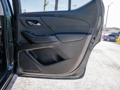 Used 2020  Chevrolet Traverse 4d SUV AWD LT Cloth w&sol;2FL at A Motors Sales & Finance near San Antonio&comma; TX