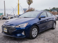 Used 2019  Hyundai Elantra 4d Sedan SE Auto at A Motors Sales & Finance near San Antonio&comma; TX