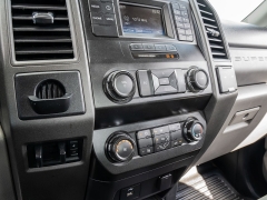 Used 2019  Ford Super Duty F-250 2WD Crew Cab XL at A Motors Sales & Finance near San Antonio, TX