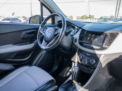 Used 2021 Chevrolet Trax FWD 4dr LT at A Motors Sales & Finance near San Antonio, TX