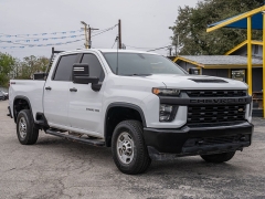 Used 2020  Chevrolet Silverado 2500 4WD Crew Cab Work Truck Gas at A Motors Sales & Finance near San Antonio, TX