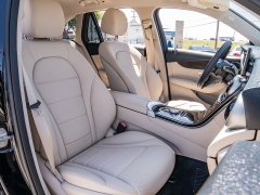Used 2017  Mercedes-Benz GLC-Class 4d SUV GLC300 at A Motors Sales & Finance near San Antonio&comma; TX