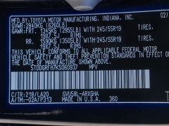 Used 2019  Toyota Highlander Hybrid 4d SUV AWD Limited at A Motors Sales & Finance near San Antonio&comma; TX