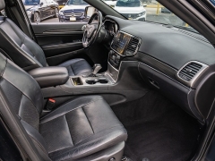 Used 2021  Jeep Grand Cherokee Limited 4x2 at A Motors Sales & Finance near San Antonio&comma; TX