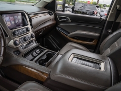 Used 2020  GMC Yukon XL 4d SUV 4WD Denali at A Motors Sales & Finance near San Antonio&comma; TX