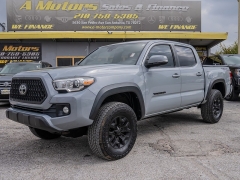 Used 2018  Toyota Tacoma 2WD Double Cab TRD Off-Road at A Motors Sales & Finance near San Antonio, TX