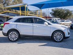 Used 2017  Cadillac XT5 4d SUV AWD Platinum at A Motors Sales & Finance near San Antonio&comma; TX