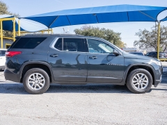 Used 2020  Chevrolet Traverse 4d SUV AWD LT Cloth w&sol;2FL at A Motors Sales & Finance near San Antonio&comma; TX