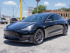 Used 2018  Tesla Model 3 4d Sedan RWD Mid Range at A Motors Sales & Finance near San Antonio&comma; TX