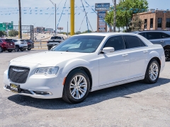 Used 2021  Chrysler 300 Touring L RWD at A Motors Sales & Finance near San Antonio&comma; TX