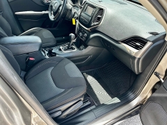 Used 2016 Jeep Cherokee 4d SUV FWD Latitude V6 at A Motors Sales & Finance near San Antonio, TX