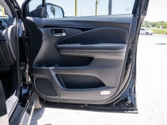 Used 2019  Honda Pilot 4d SUV FWD Touring 8-Passenger at A Motors Sales & Finance near San Antonio&comma; TX